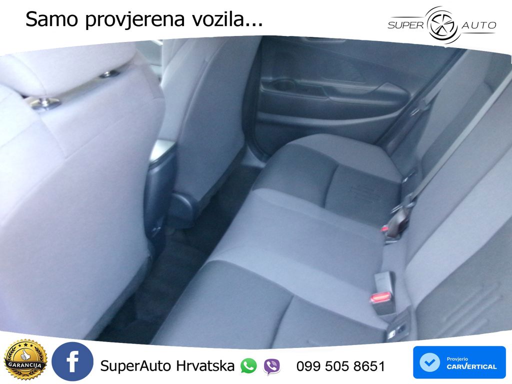 Toyota C-HR 1.8 (140 KS) Hybrid e-CVT Team D LED+GR SJED+ACC