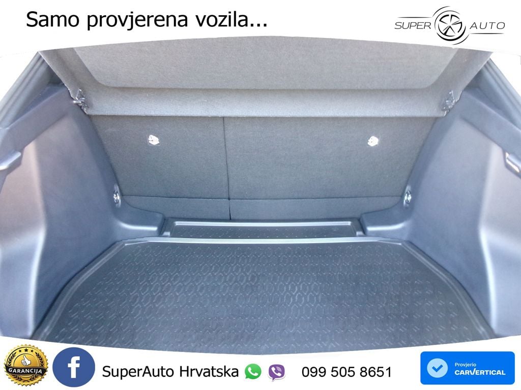 Toyota C-HR 1.8 (140 KS) Hybrid e-CVT Team D LED+GR SJED+ACC