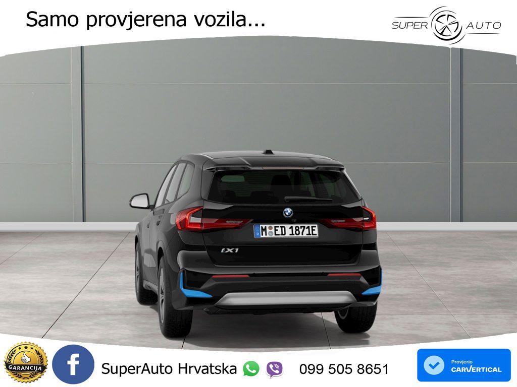BMW iX1 68 kWh (313 KS) xDrive30 LED+GR SJED+ACC