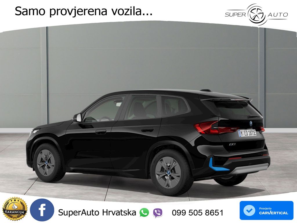 BMW iX1 68 kWh (313 KS) xDrive30 LED+GR SJED+ACC