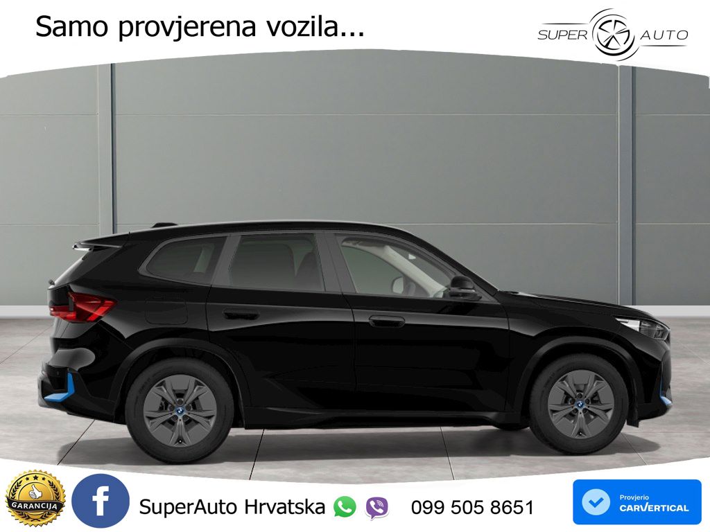 BMW iX1 68 kWh (313 KS) xDrive30 LED+GR SJED+ACC