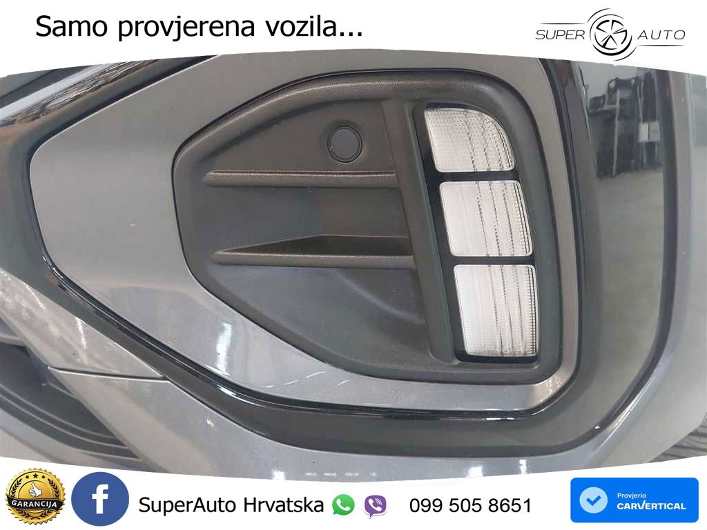 Volkswagen T-Roc 1.5 TSI (150 KS) DSG R-Line LED+GR SJED+ACC