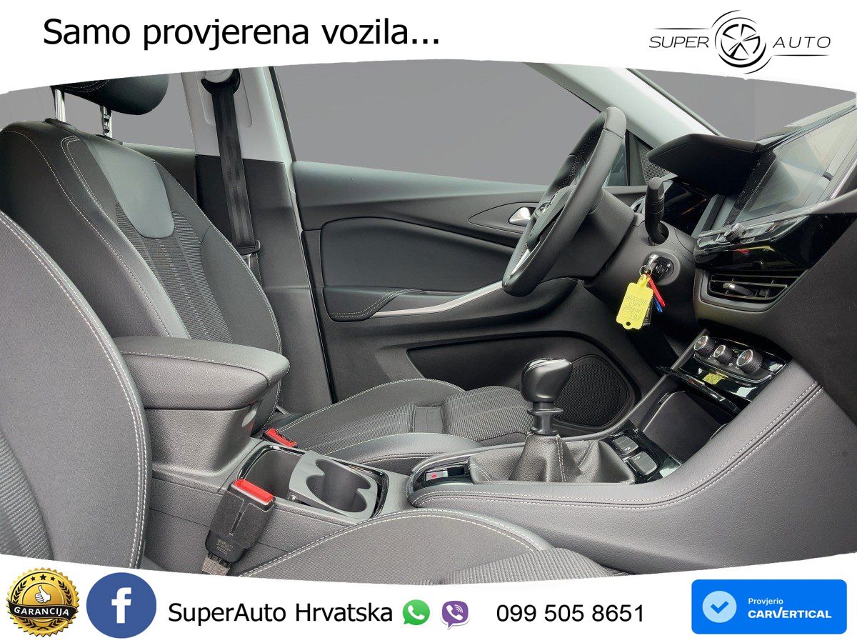 Opel Grandland 1.2i Turbo (130 KS)