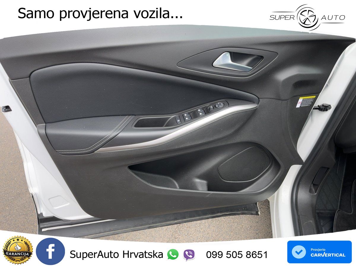 Opel Grandland 1.2i Turbo (130 KS)