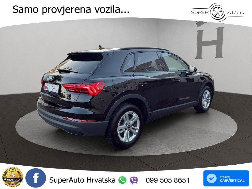 Audi Q3 45 TFSIe (245 KS) S tronic LED+ACC