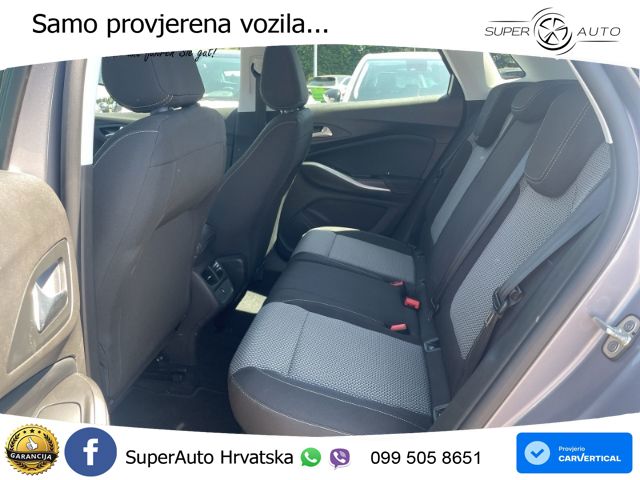 Opel Grandland 1.2i Turbo (130 KS)