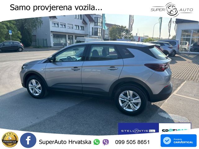 Opel Grandland 1.2i Turbo (130 KS) Automatic