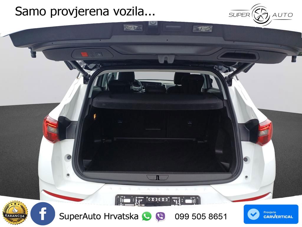 Opel Grandland 1.2i Turbo (130 KS) Automatic LED+GR SJED+ACC