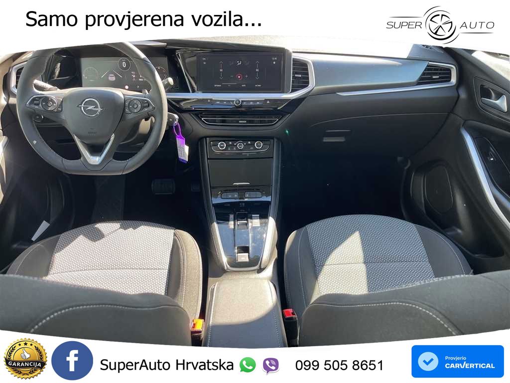 Opel Grandland 1.2i Turbo (130 KS) Automatic LED+ACC