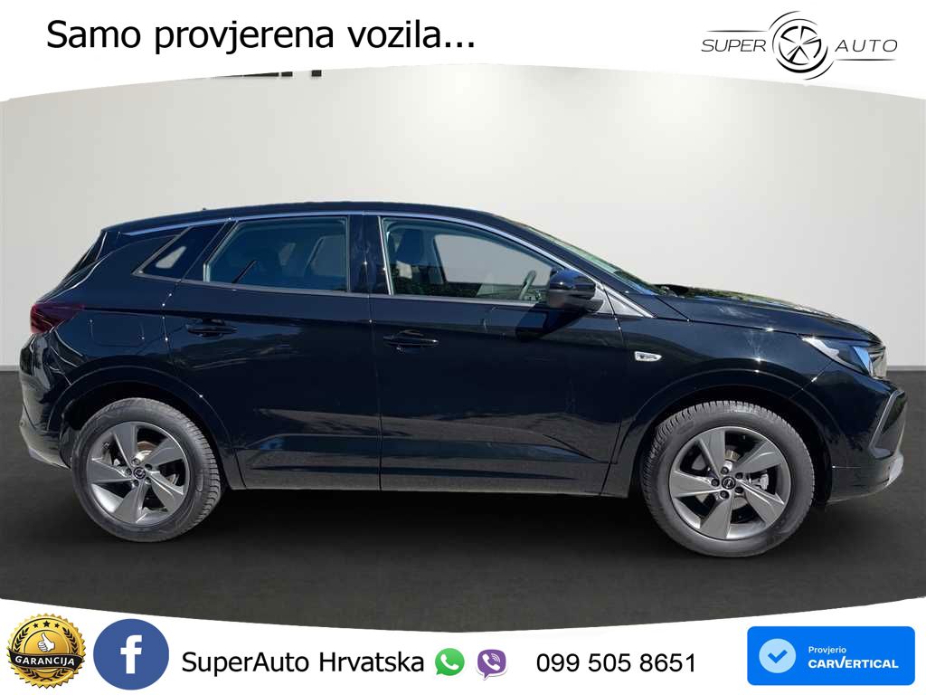 Opel Grandland 1.2i Turbo (130 KS) Automatic LED+ACC