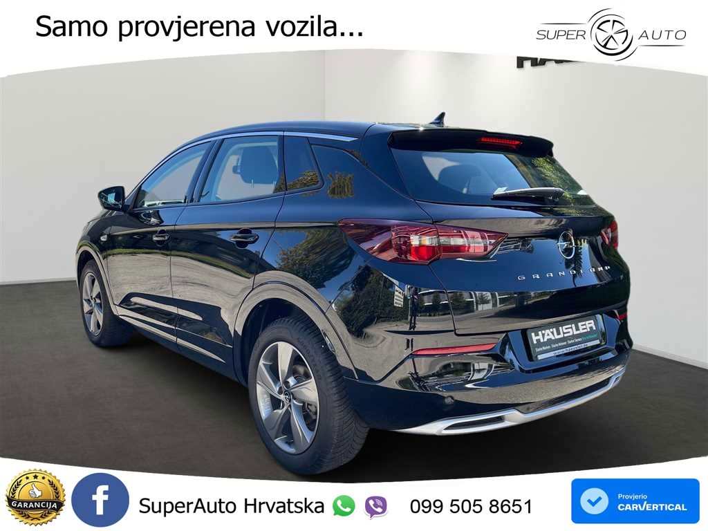 Opel Grandland 1.2i Turbo (130 KS) Automatic LED+ACC