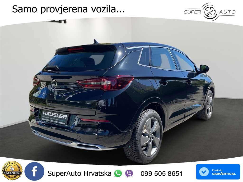 Opel Grandland 1.2i Turbo (130 KS) Automatic LED+ACC