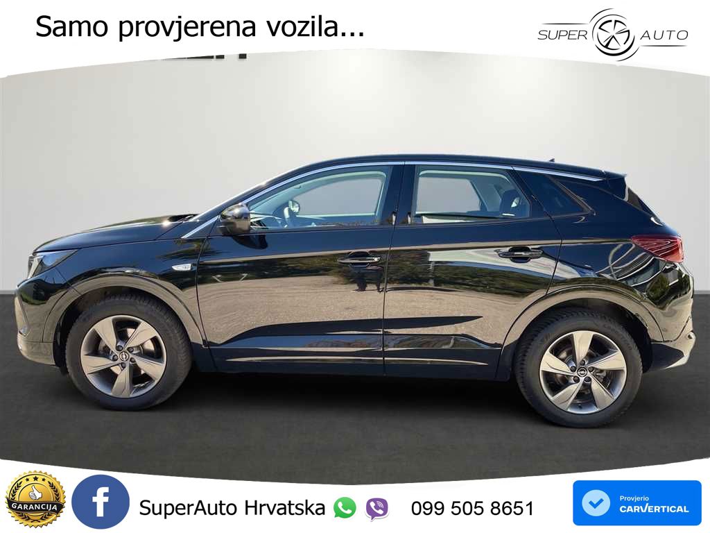 Opel Grandland 1.2i Turbo (130 KS) Automatic LED+ACC