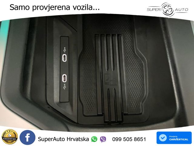 Volkswagen Passat Variant 1.5 eTSI (150 KS) DSG LED+GR SJED+ACC