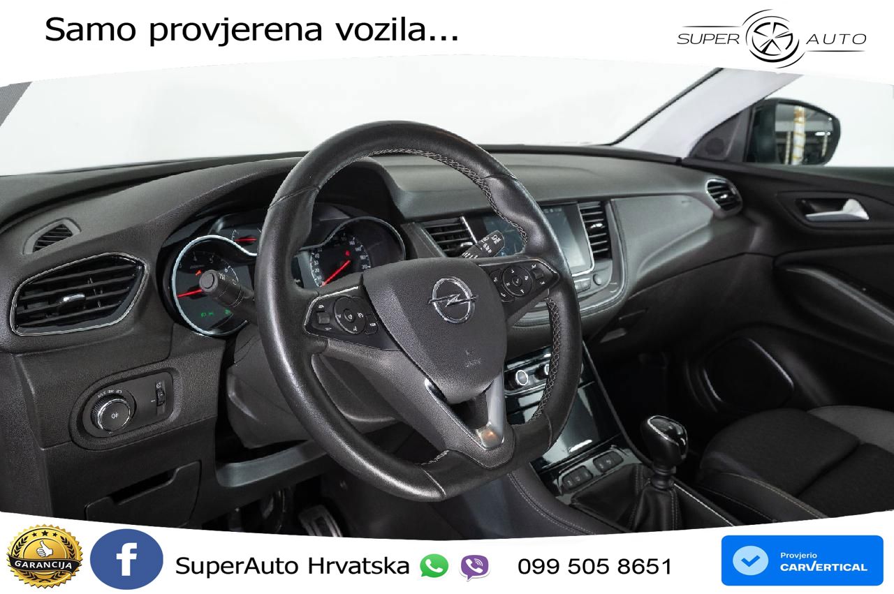 Opel Grandland X 1.2 Turbo (130 KS)