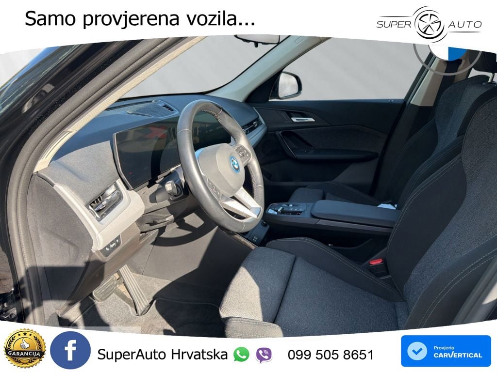 BMW iX1 68 kWh (313 KS) xDrive30 LED+GR SJED+ACC