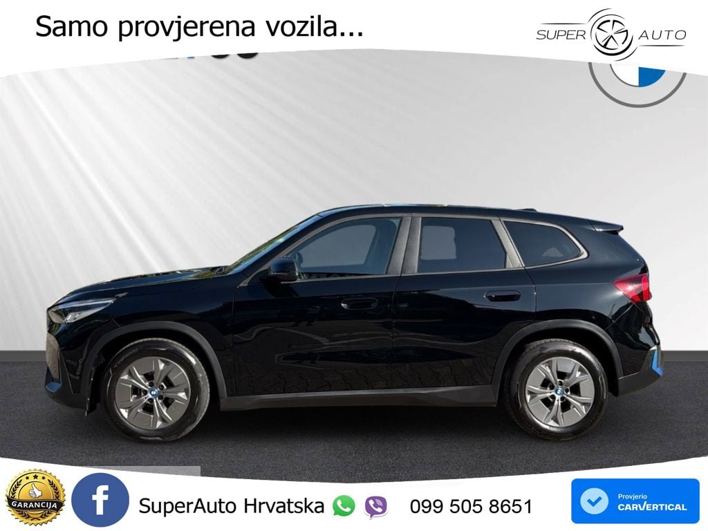 BMW iX1 68 kWh (313 KS) xDrive30 LED+GR SJED+ACC