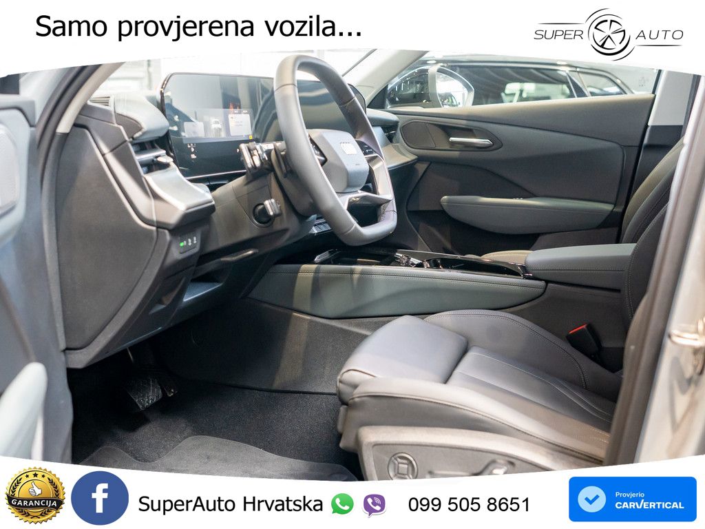 Audi Q3 2.0 TDI (150 KS) S tronic S line MATRIX+GR SJED+KAM
