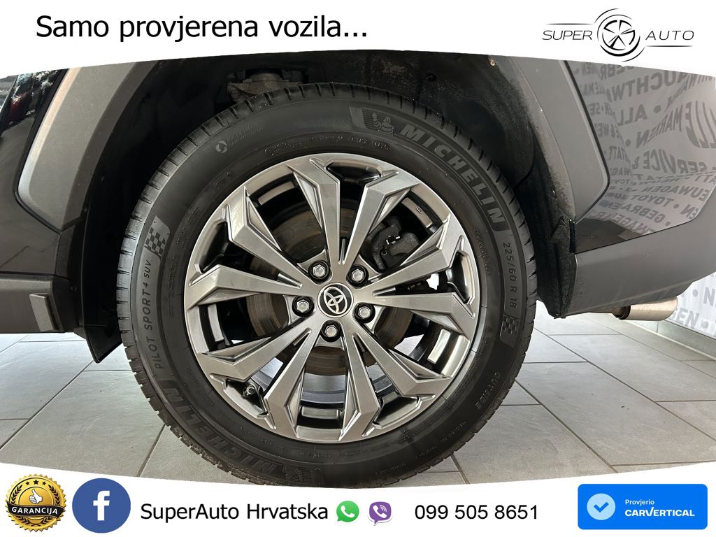 Toyota RAV4 2.5 (222 KS) Hybrid E-Four e-CVT LED+GR SJED+ACC