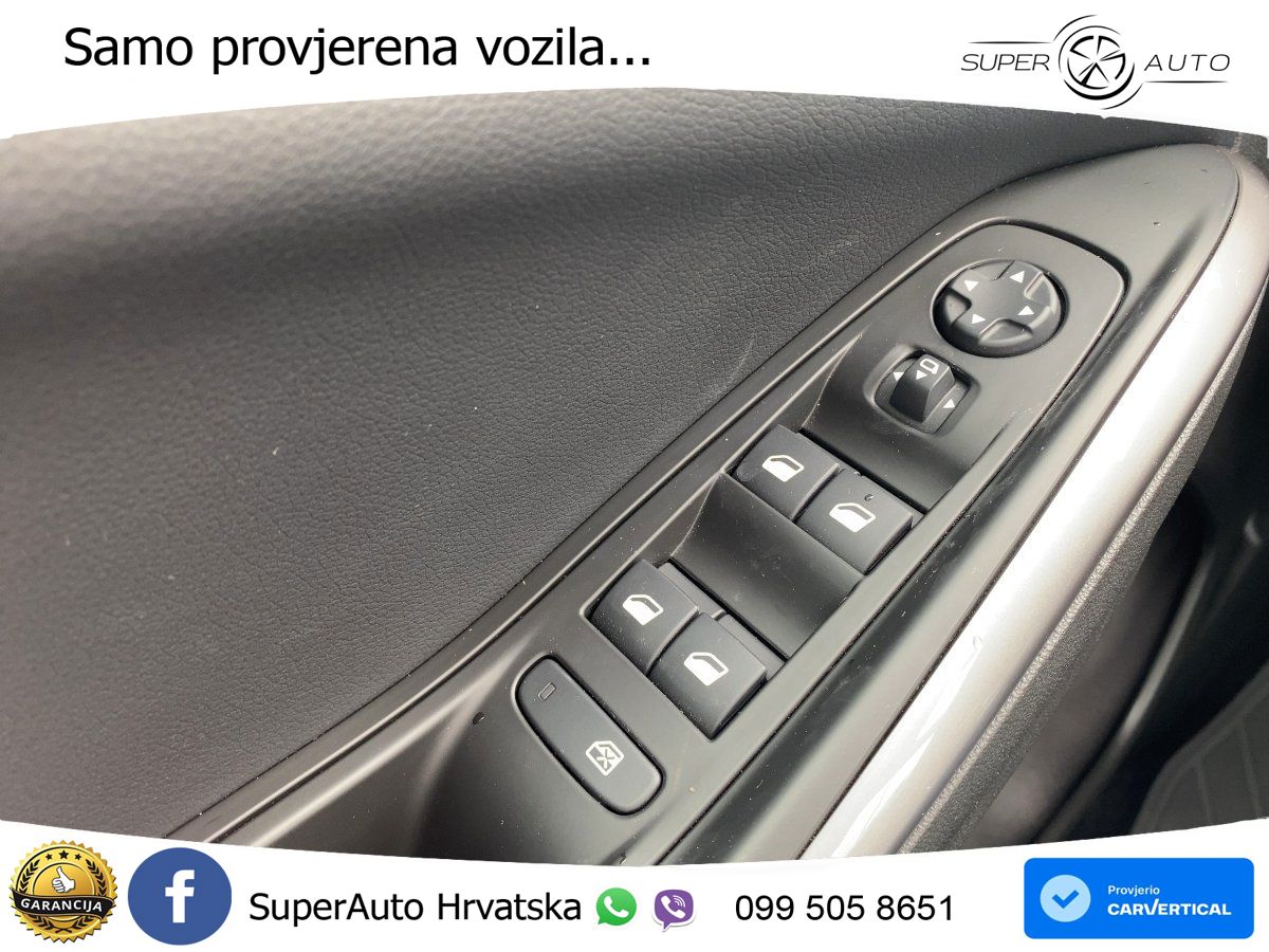 Opel Grandland 1.2i Turbo (130 KS) Automatic Elegance LED+GR SJED+ACC