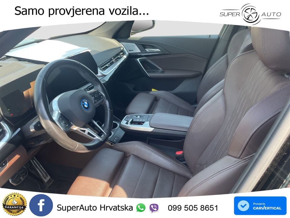 BMW iX1 68 kWh (313 KS) xDrive30