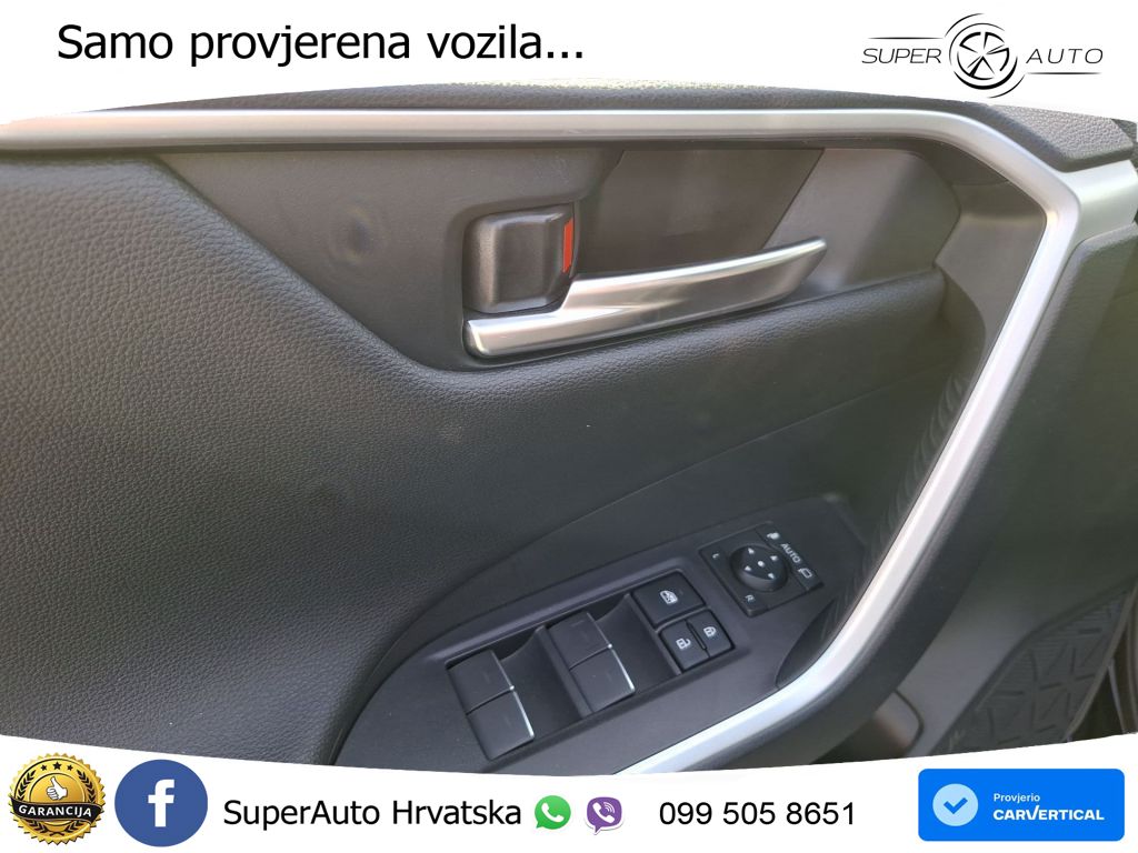 Toyota RAV4 2.5 (218 KS) Hybrid eCVT Team Deutschland LED+GR SJED+ACC