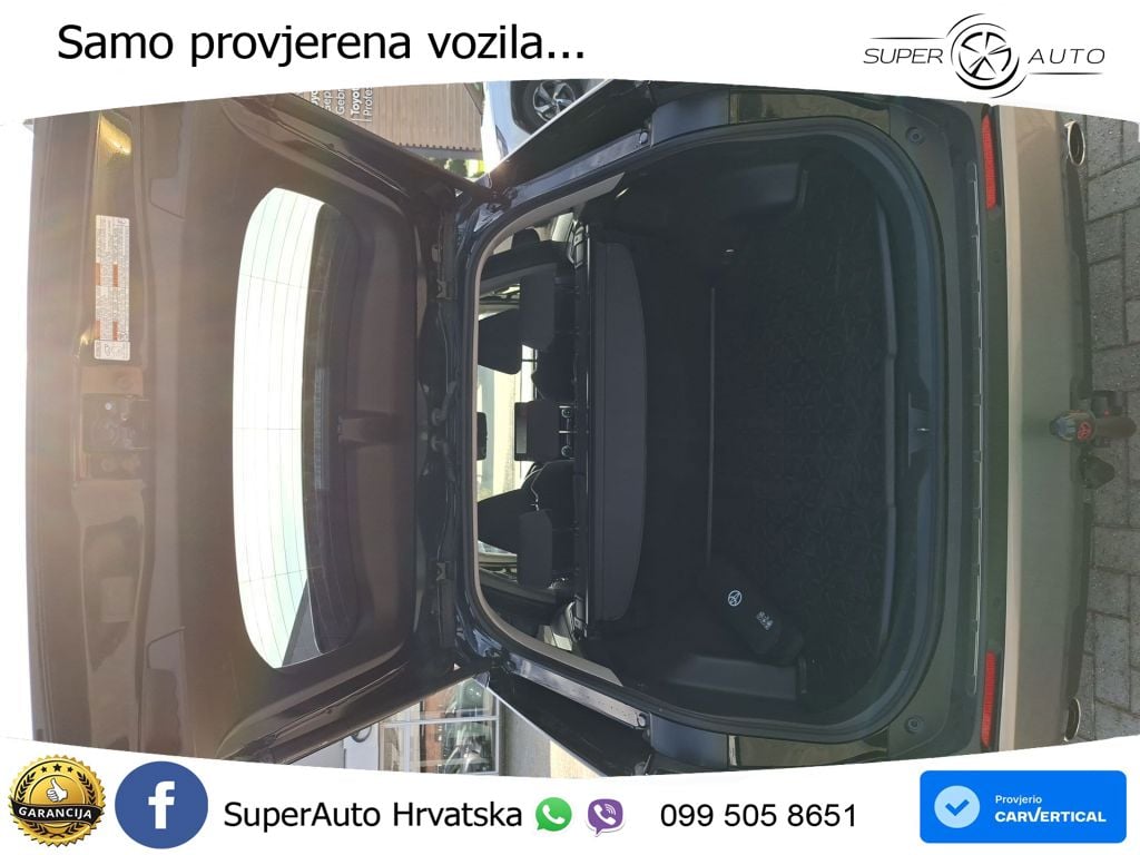 Toyota RAV4 2.5 (218 KS) Hybrid eCVT Team Deutschland LED+GR SJED+ACC