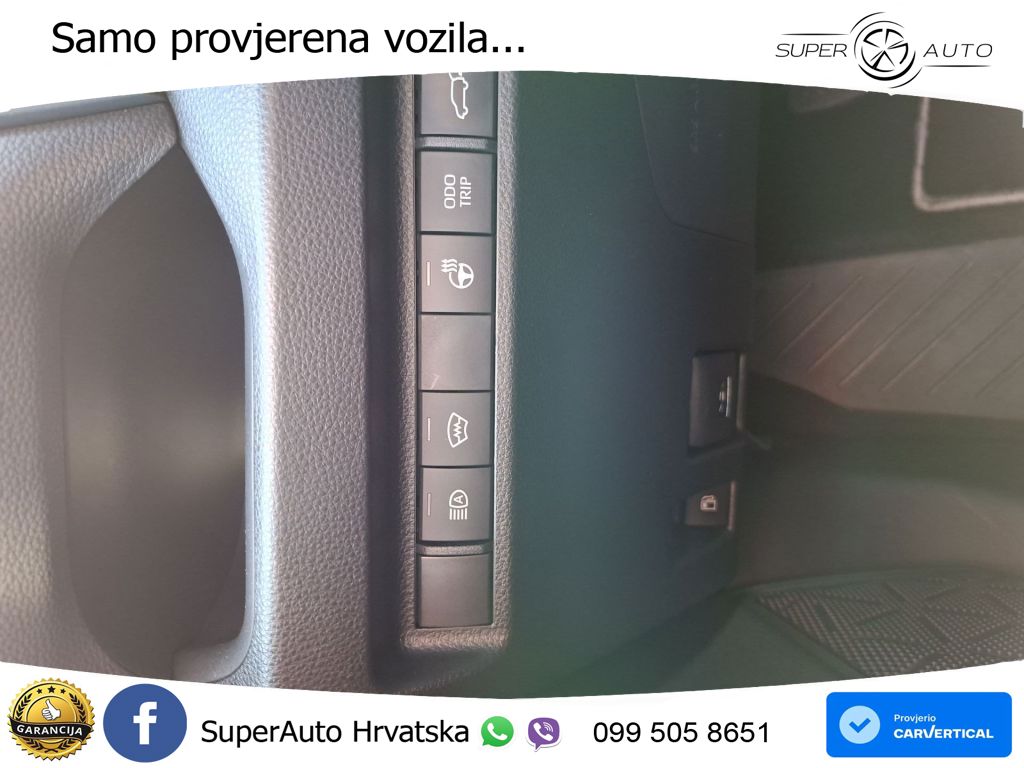 Toyota RAV4 2.5 (218 KS) Hybrid eCVT Team Deutschland LED+GR SJED+ACC