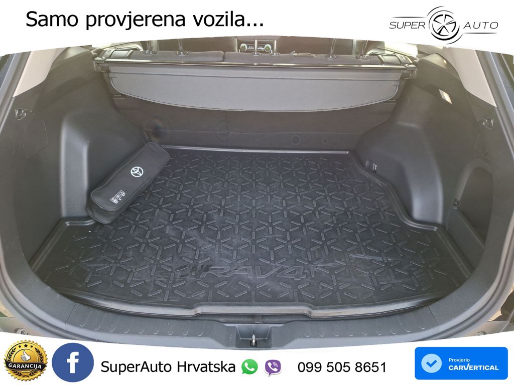 Toyota RAV4 2.5 (218 KS) Hybrid eCVT Team Deutschland LED+GR SJED+ACC