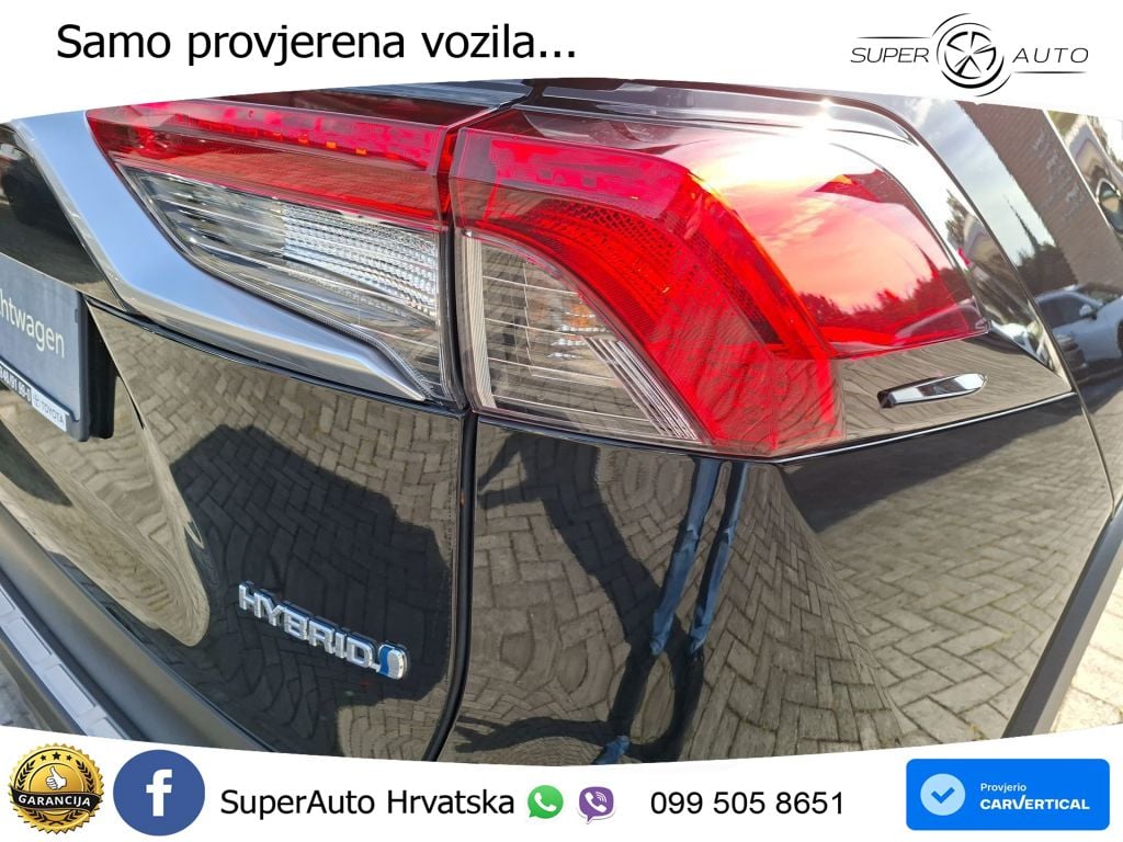 Toyota RAV4 2.5 (218 KS) Hybrid eCVT Team Deutschland LED+GR SJED+ACC