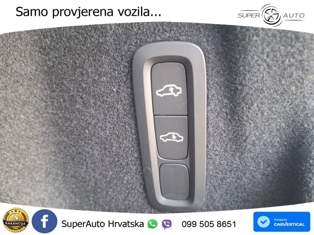 Volvo XC60 B5 Benzin AWD Geartronic LED+GR SJED+ACC