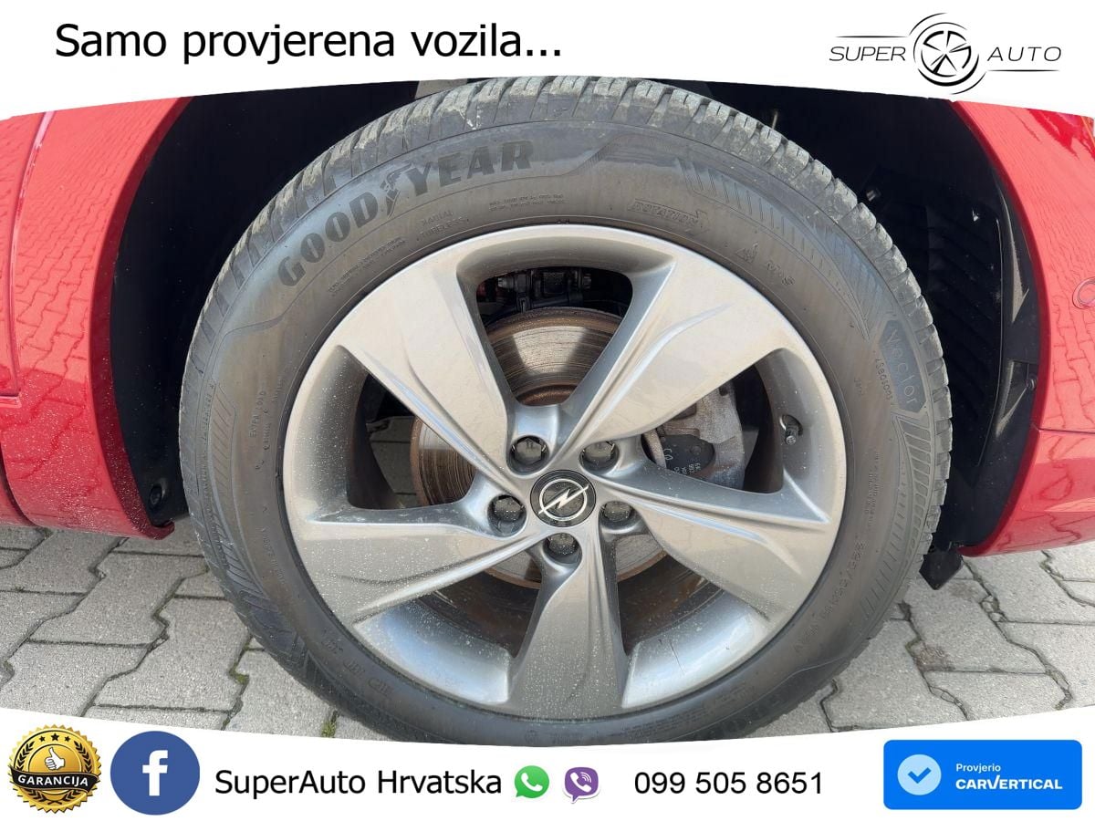 Opel Grandland 1.2i Turbo (130 KS) Automatic Elegance LED+GR SJED+ACC