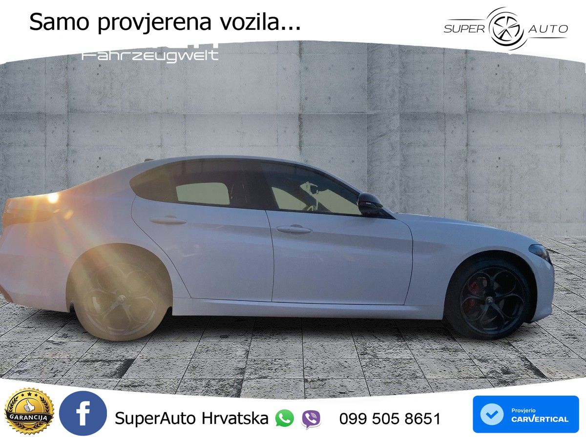 Alfa Romeo Giulia 2.0 Turbo (280 KS) Q4 Automatic LED+GR SJED+ACC