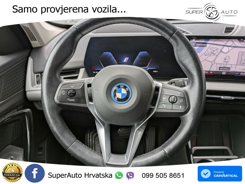 BMW iX1 68 kWh (313 KS) xDrive30