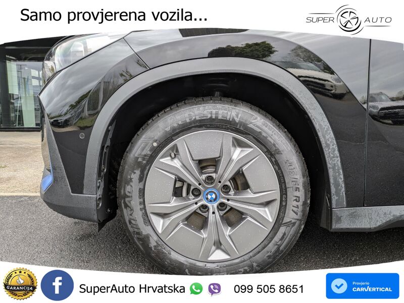 BMW iX1 68 kWh (313 KS) xDrive30