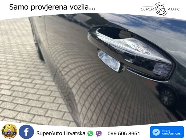 Volvo XC40 2.0 B4 AWD 197 KS Automatic ACC+GR SJED+360+PANO