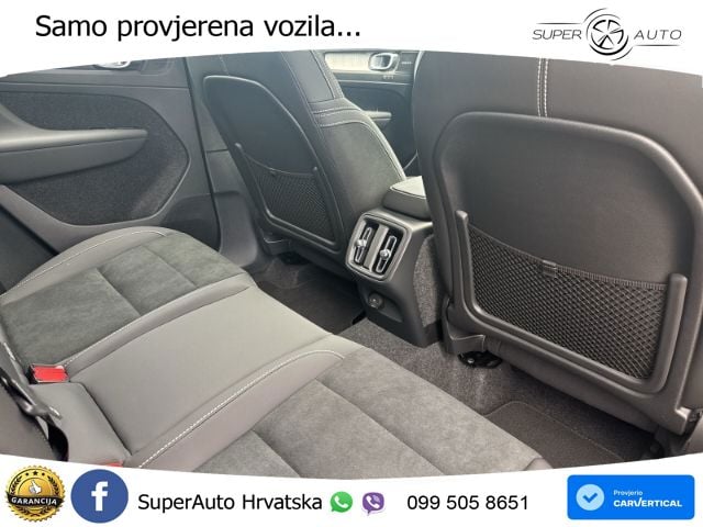 Volvo XC40 2.0 B4 AWD 197 KS Automatic ACC+GR SJED+360+PANO
