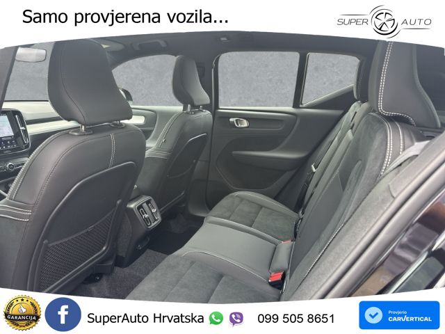 Volvo XC40 2.0 B4 AWD 197 KS Automatic ACC+GR SJED+360+PANO