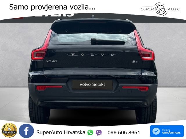 Volvo XC40 2.0 B4 AWD 197 KS Automatic ACC+GR SJED+360+PANO
