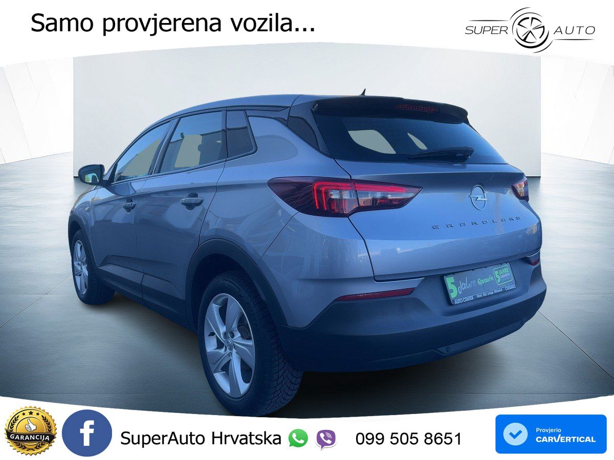 Opel Grandland 1.2i Turbo (130 KS) Automatic Edition