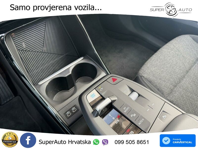 BMW iX1 68 kWh (313 KS) xDrive30 LED+GR SJED+ACC