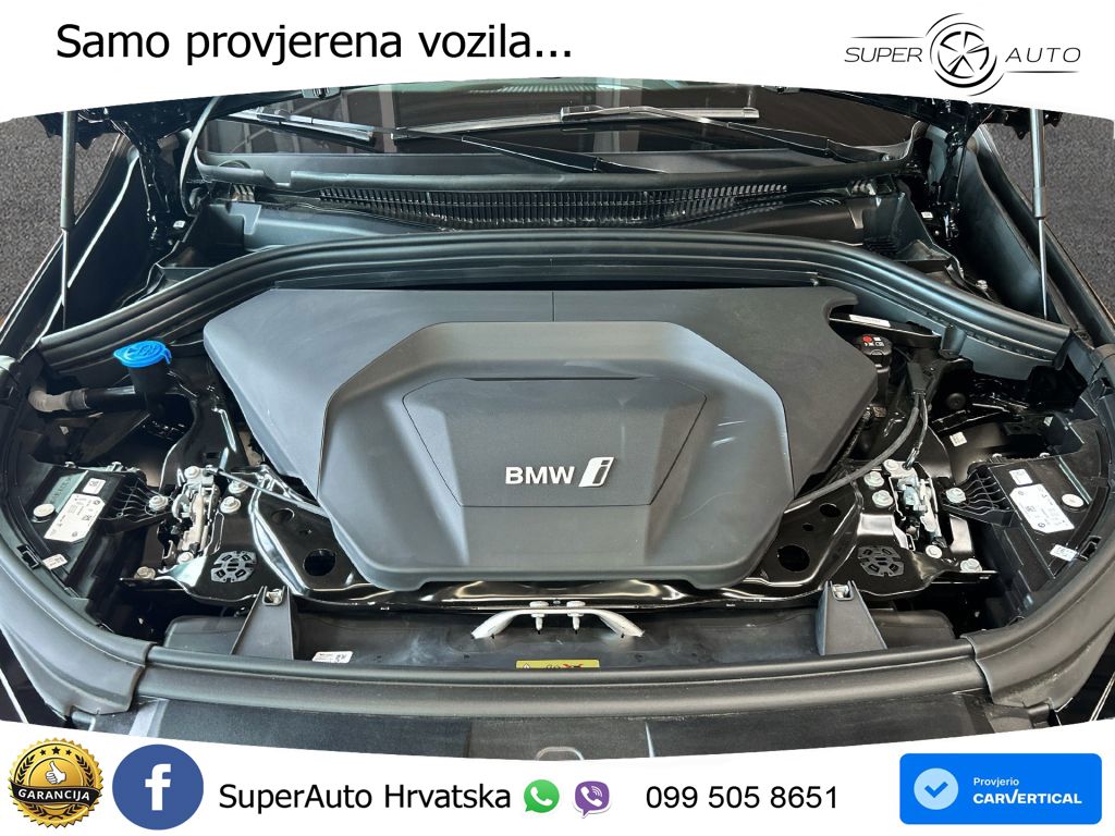 BMW iX1 68 kWh (313 KS) xDrive30 LED+GR SJED+ACC