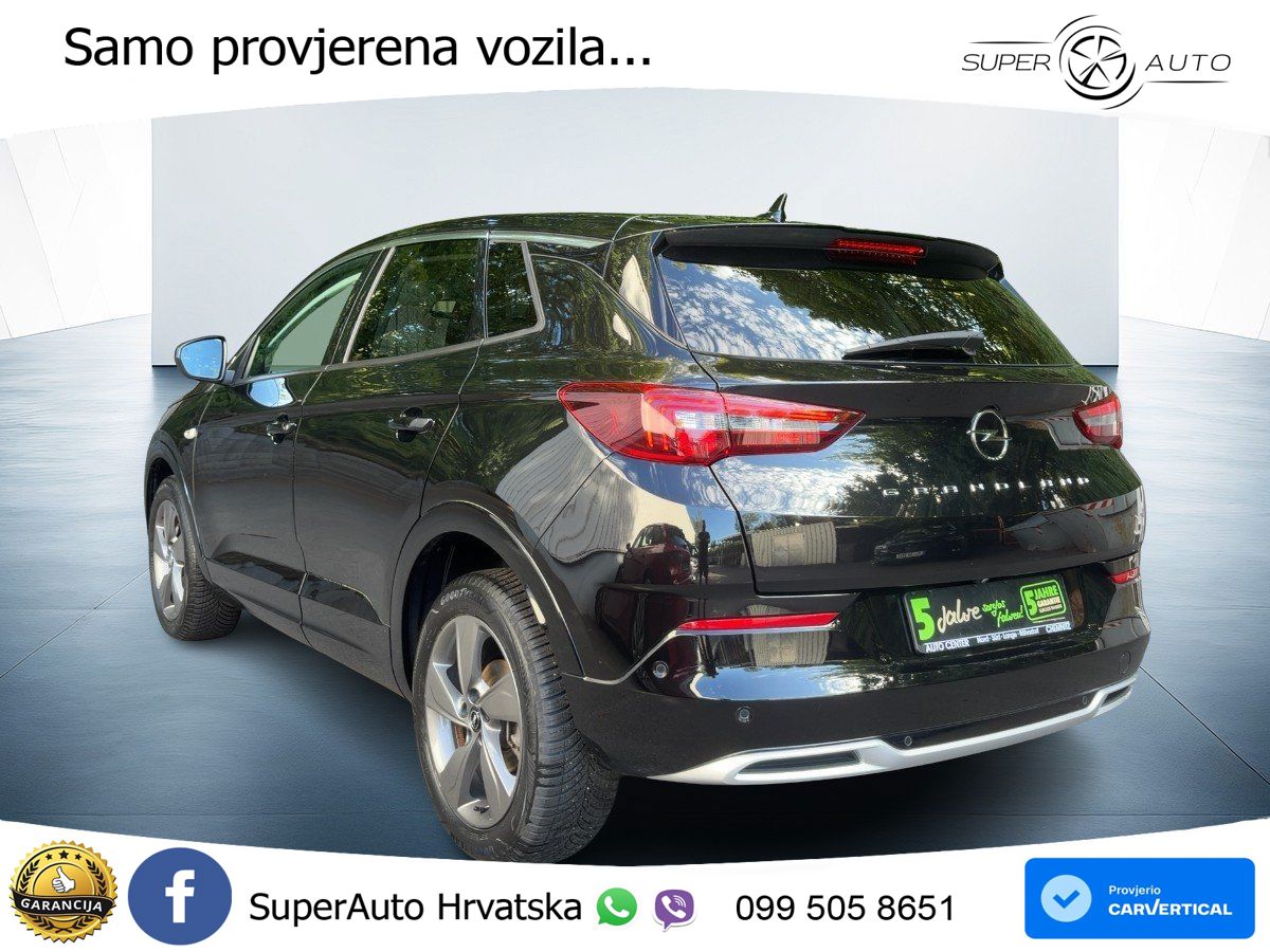 Opel Grandland 1.2i Turbo (130 KS) Automatic Ultimate LED+GR SJED+ACC