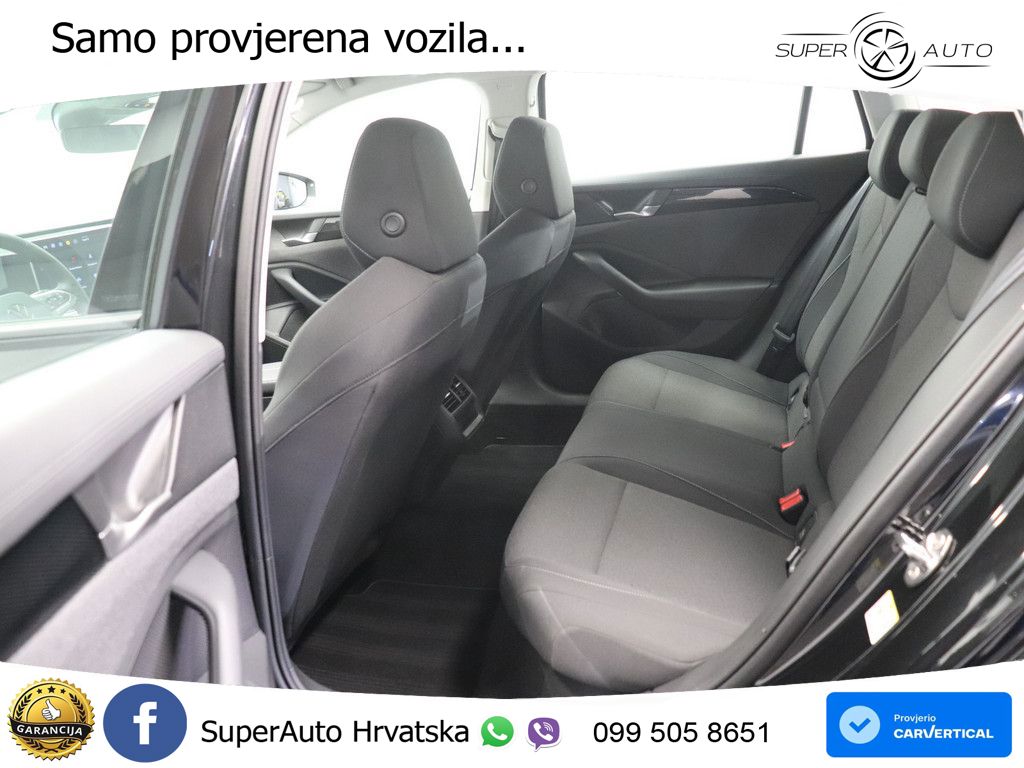 Volkswagen Passat Variant 1.5 eTSI (150 KS) DSG LED+GR SJED+ACC