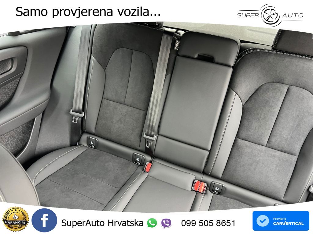 Volvo XC40 2.0 B4 AWD 197 KS Automatic ACC+GR SJED+360+PANO