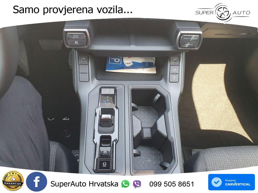 Toyota RAV4 2.5 (222 KS) Hybrid AWD-i eCVT LED+GR SJED+ACC