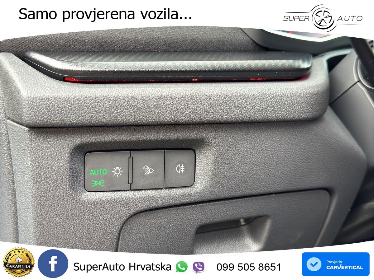 Škoda Octavia Combi RS 2.0 TSI (265 KS) DSG LED+GR SJED+ACC