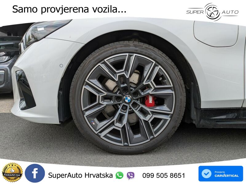 BMW 530e Touring (299 KS) xDrive Steptronic M Sport
