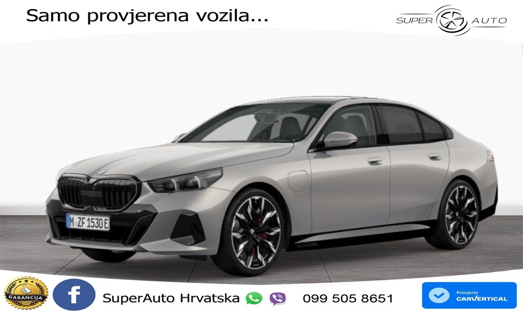BMW 550e (489 KS) xDrive Steptronic ACC+HEAD+4xGR SJED+360+PANO