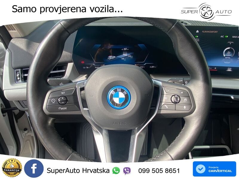 BMW iX1 68 kWh (313 KS) xDrive30